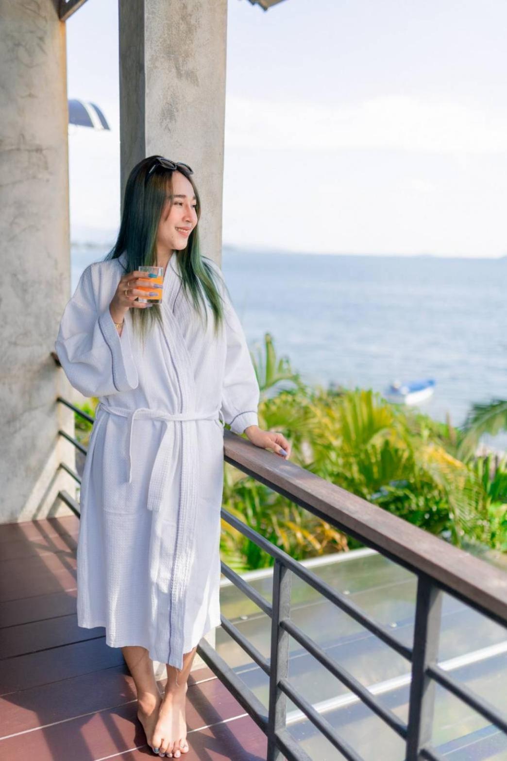 Windy Seaview Resort Pantai Chao Lao Bagian luar foto